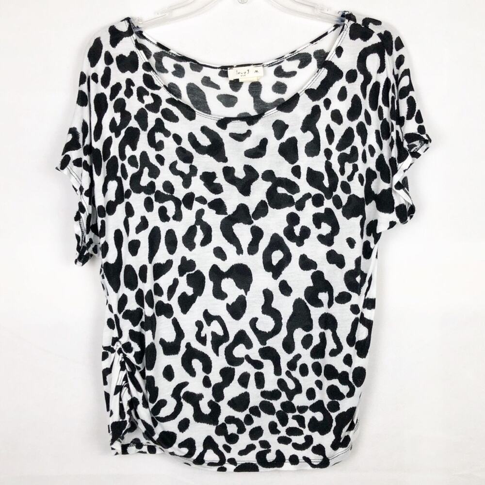Love J Animal Print Blouse Size Medium